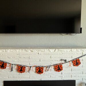 Homemade Halloween Spider and Witch Hat Garland